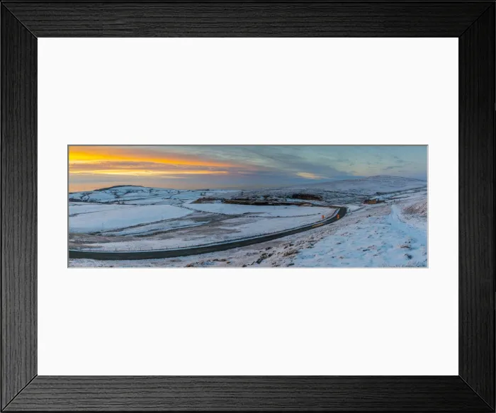 Framed Print : Panoramic view of frozen landscape near Macclesfield at sunset, High Peak, Cheshire Framed Print : Panoramic view of frozen landscape near Macclesfield at sunset, High Peak, Cheshire