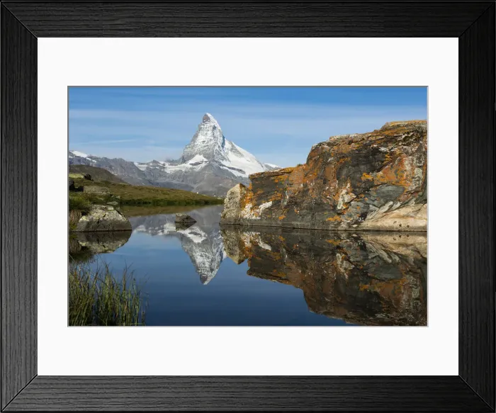 Framed Print : The Matterhorn reflected in Stellisee lake in the Swiss Alps, Switzerland, Europe Framed Print : The Matterhorn reflected in Stellisee lake in the Swiss Alps, Switzerland, Europe
