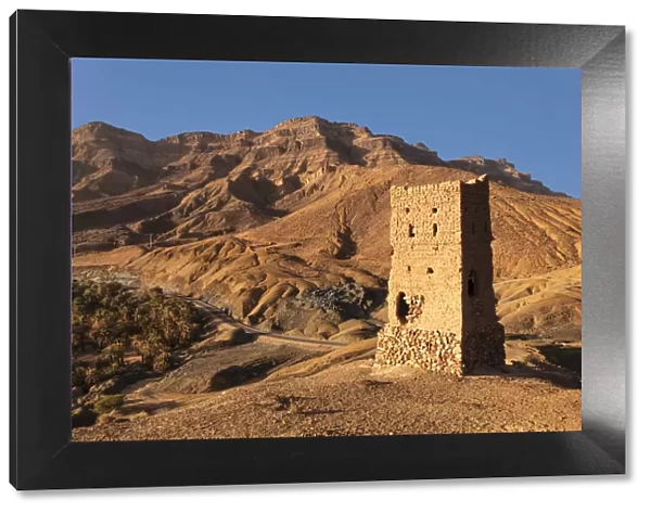 Tower, Draa Valley, Djebel Kissane Mountain, Morocco, North Africa, Africa