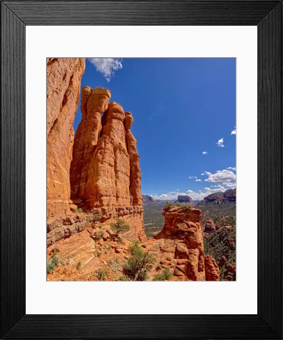 Framed Print : The centre Altar of Cathedral Rock, with Courthouse Buttes in the distance just above Framed Print : The centre Altar of Cathedral Rock, with Courthouse Buttes in the distance just above