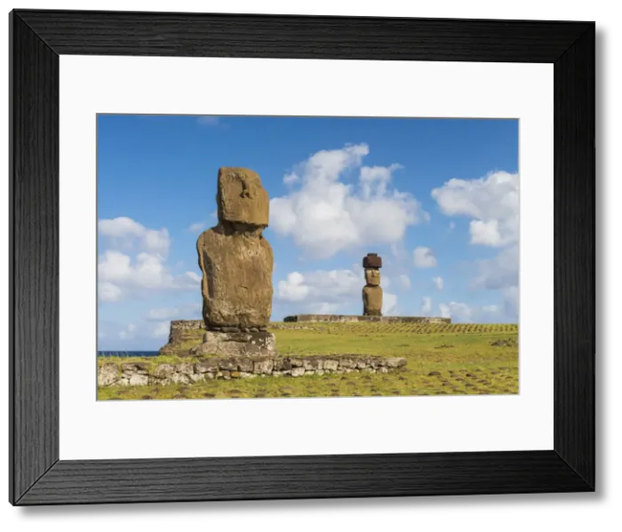 Framed Print : Moai heads of Easter Island, Rapa Nui National Park, UNESCO World Heritage Site Framed Print : Moai heads of Easter Island, Rapa Nui National Park, UNESCO World Heritage Site