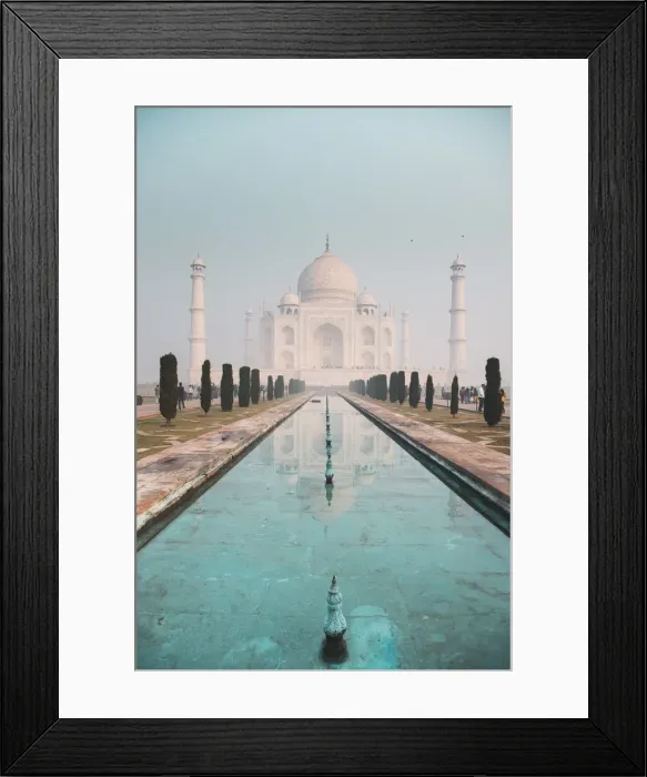Framed Print : The Taj Mahal and its turquoise water at dawn, UNESCO World Heritage Site, Agra Framed Print : The Taj Mahal and its turquoise water at dawn, UNESCO World Heritage Site, Agra