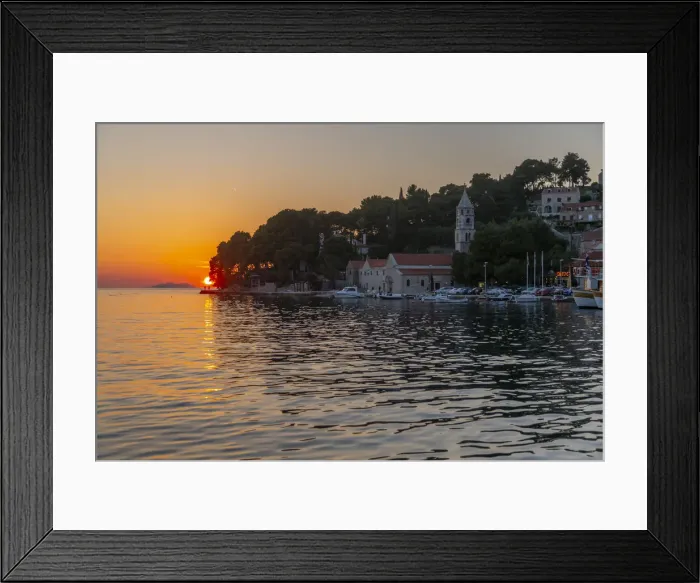 Framed Print : View of sunset in Cavtat on the Adriatic Sea, Cavtat, Dubrovnik Riviera, Croatia, Europe Framed Print : View of sunset in Cavtat on the Adriatic Sea, Cavtat, Dubrovnik Riviera, Croatia, Europe
