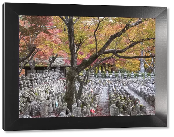 Adashino Nenbutsu-Ji Temple, dedicated to the souls who have died without families