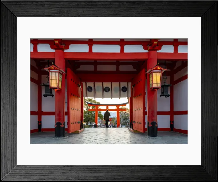 Framed Print : Fushimi Inari Taisha shrine and torii gates, Kyoto, Japan, Asia Framed Print : Fushimi Inari Taisha shrine and torii gates, Kyoto, Japan, Asia