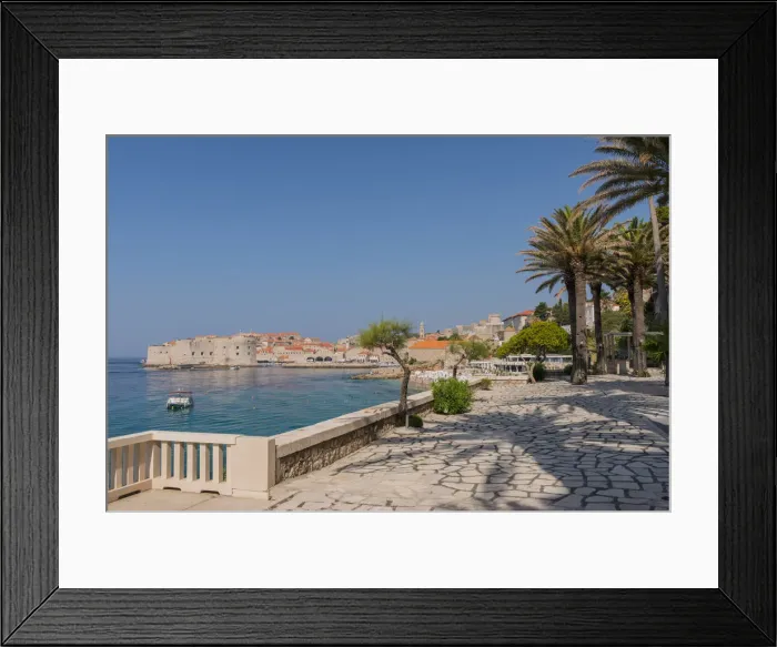 Framed Print : View of the old town from Hotel Excelsior, Dubrovnik, Croatia, Europe Framed Print : View of the old town from Hotel Excelsior, Dubrovnik, Croatia, Europe