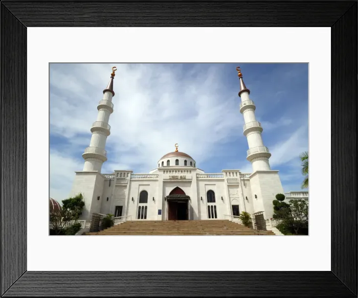 Framed Print : Al-Serkal Mosque, main entrance with two minarets, Phnom Penh, Cambodia, Indochina Framed Print : Al-Serkal Mosque, main entrance with two minarets, Phnom Penh, Cambodia, Indochina
