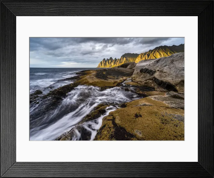 Framed Print : Rock formations and evening light on Devils Teeth Mountains, Tungeneset, Senja Framed Print : Rock formations and evening light on Devils Teeth Mountains, Tungeneset, Senja