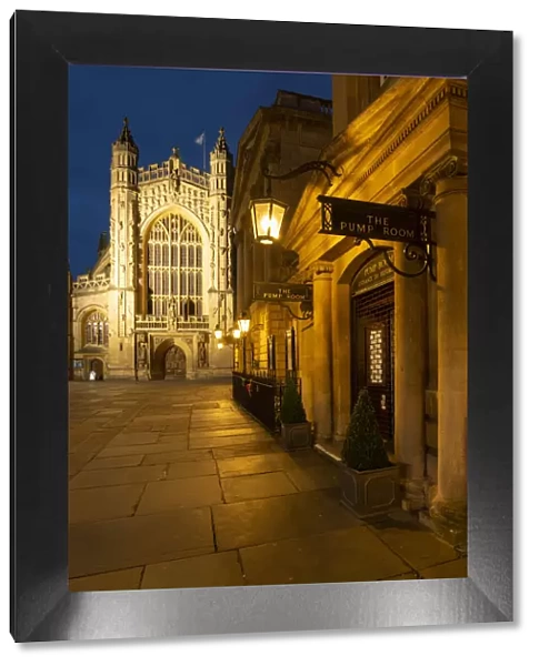 The Pump Room restaurant and Bath Abbey in Bath city centre, UNESCO World Heritage Site