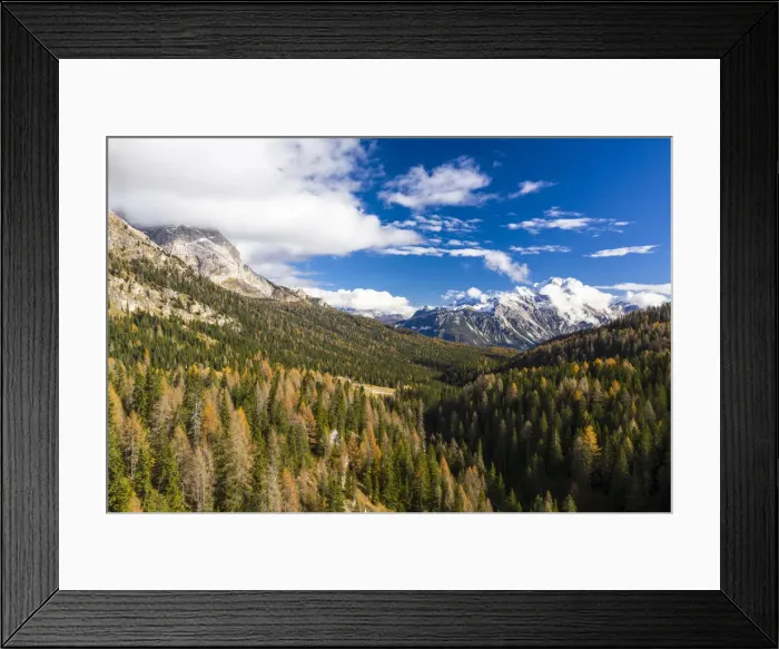 Framed Print : Autumn color near to Cortina d Ampezzo in the Dolomites, Veneto, Italy, Europe Framed Print : Autumn color near to Cortina d Ampezzo in the Dolomites, Veneto, Italy, Europe