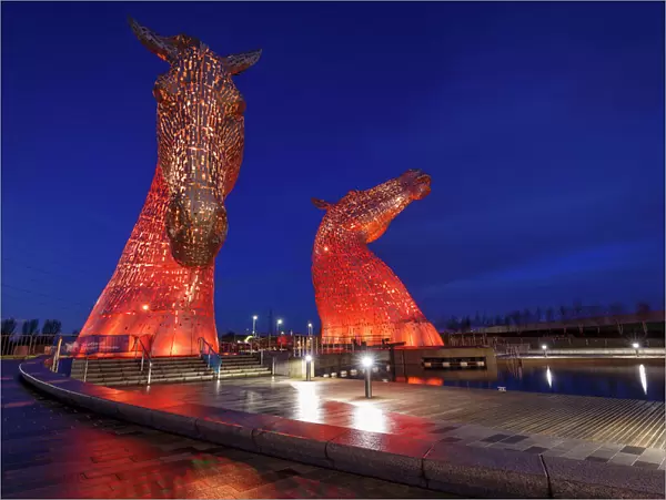 The Kelpies at the entrance to the Forth and Clyde Canal at Helix Park, Falkirk