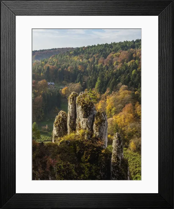 Framed Print : The Glove Rock Formation, Ojcow National Park, Krakow-Czestochowa Upland (Polish Jura) Framed Print : The Glove Rock Formation, Ojcow National Park, Krakow-Czestochowa Upland (Polish Jura)