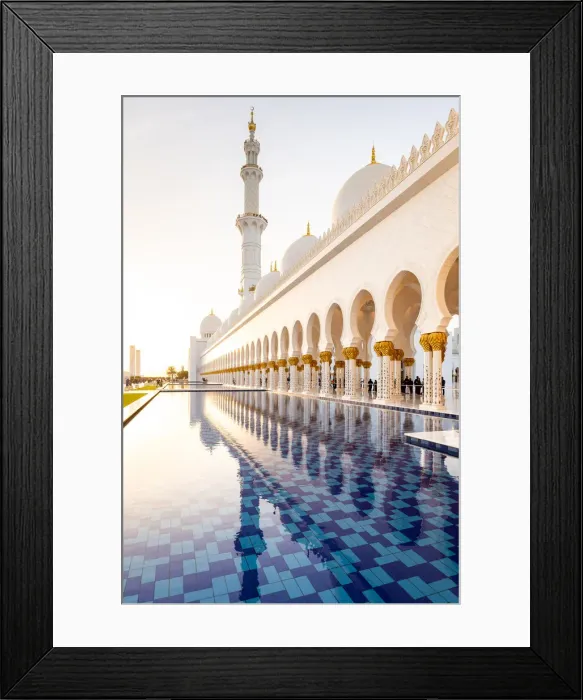 Framed Print : Reflections in the pools at Abu Dhabis magnificent Grand Mosque, Abu Dhabi, United Framed Print : Reflections in the pools at Abu Dhabis magnificent Grand Mosque, Abu Dhabi, United