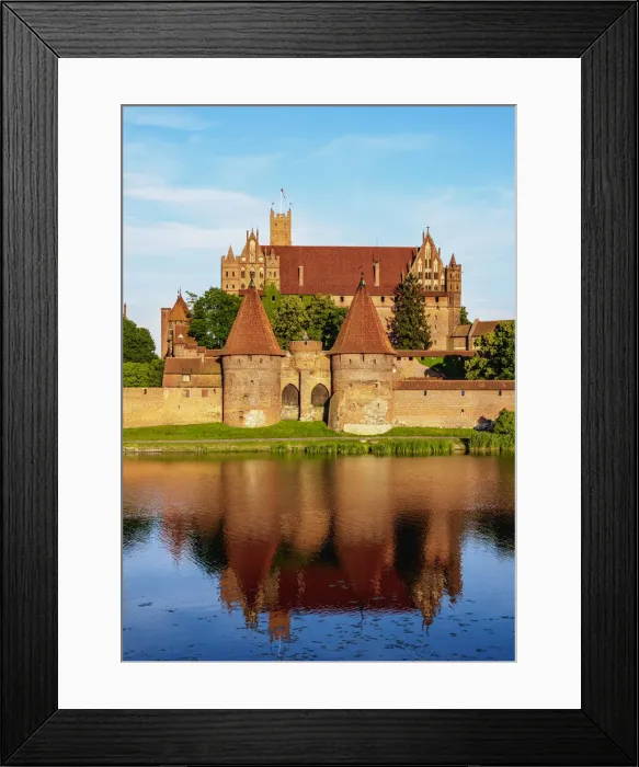 Framed Print : Castle of the Teutonic Order in Malbork, UNESCO World Heritage Site, Pomeranian Framed Print : Castle of the Teutonic Order in Malbork, UNESCO World Heritage Site, Pomeranian