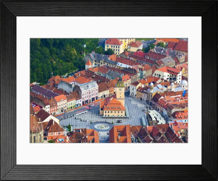 Framed Print : Piata Sfatului (Council Square), Brasov, Transylvania Region, Romania, Europe Framed Print : Piata Sfatului (Council Square), Brasov, Transylvania Region, Romania, Europe