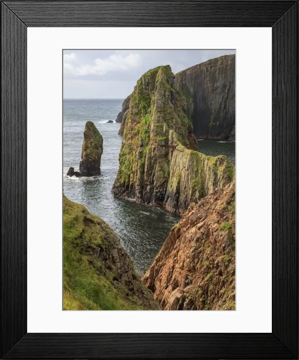 Framed Print : Westerwick, dramatic coastal views, red granite sea cliffs and stacks, West Mainland Framed Print : Westerwick, dramatic coastal views, red granite sea cliffs and stacks, West Mainland
