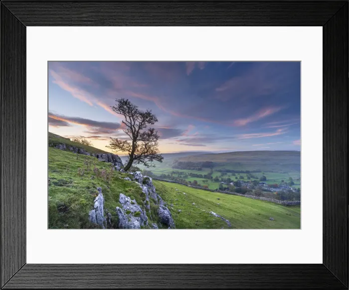 Framed Print : Dawn light over Arncliffe village in Littondale, North Yorkshire, Yorkshire, England Framed Print : Dawn light over Arncliffe village in Littondale, North Yorkshire, Yorkshire, England