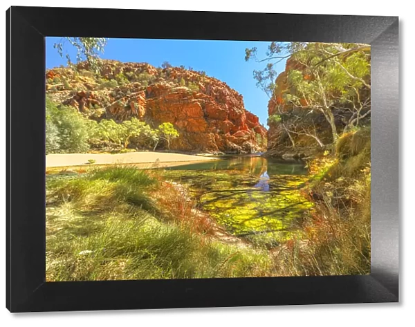 Panoramic view of Ellery Creek Big Hole waterhole in West MacDonnell Ranges surrounded