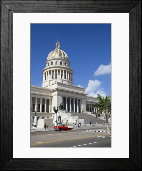 Framed Print : Capitol Building with Classic Old Car, Old Town, UNESCO World Heritage Site, Havana