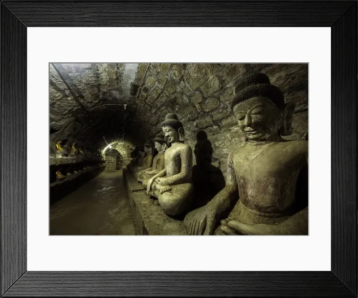 Framed Print : Buddha statues in the underground corridors of Htukkanthein temple, Mrauk U, Rakhine Framed Print : Buddha statues in the underground corridors of Htukkanthein temple, Mrauk U, Rakhine