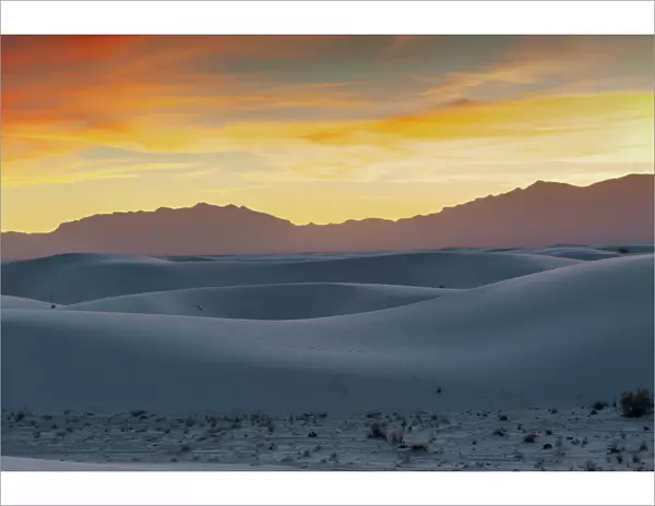 White Sands National Park at sunset, New Mexico, United States of America, North America