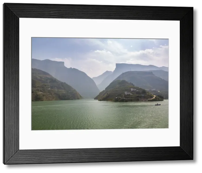 Framed Print : View of the Three Gorges on the Yangtze River, Peoples Republic of China, Asia Framed Print : View of the Three Gorges on the Yangtze River, Peoples Republic of China, Asia