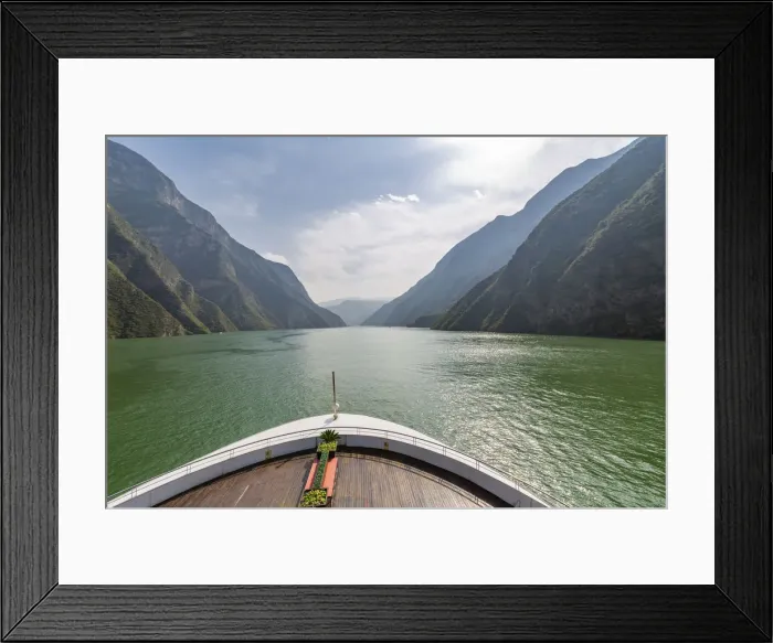 Framed Print : View onboard cruise ship of the Three Gorges on the Yangtze River Framed Print : View onboard cruise ship of the Three Gorges on the Yangtze River