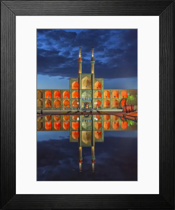 Framed Print : Amir Chaqmaq complex facade illuminated at sunrise and reflecting in a pond, Yazd