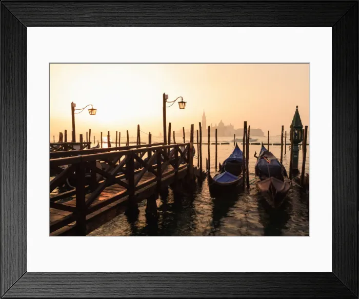 Framed Print : Venetian sunrise, winter fog, gondolas, San Giorgio Maggiore and Lido, Venice Framed Print : Venetian sunrise, winter fog, gondolas, San Giorgio Maggiore and Lido, Venice