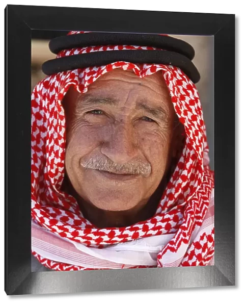 Old Jordanian man wearing a keffiyah scarf, Petra, Jordan, Middle East