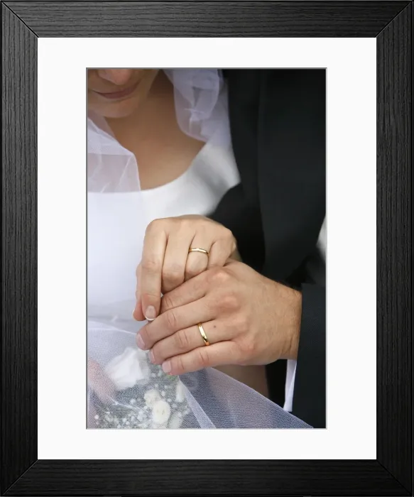 Framed Print : Newlyweds, Stes-Maries-de-la-Mer, Bouches-du-Rhone, France, Europe Framed Print : Newlyweds, Stes-Maries-de-la-Mer, Bouches-du-Rhone, France, Europe