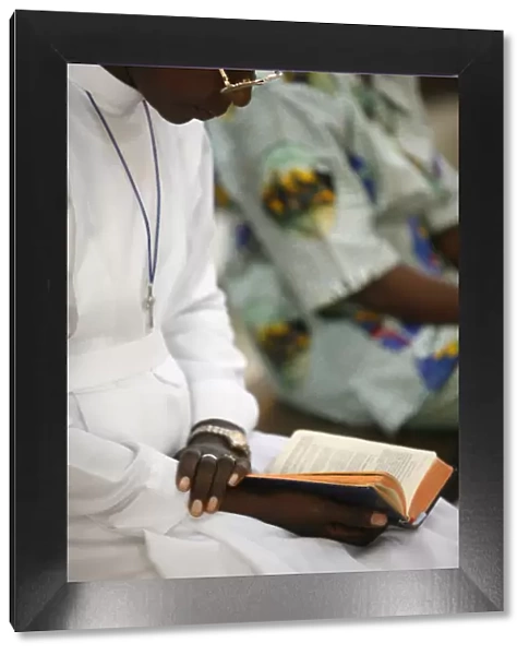 Nun at mass, Popenguine, Thies, Senegal, West Africa, Africa