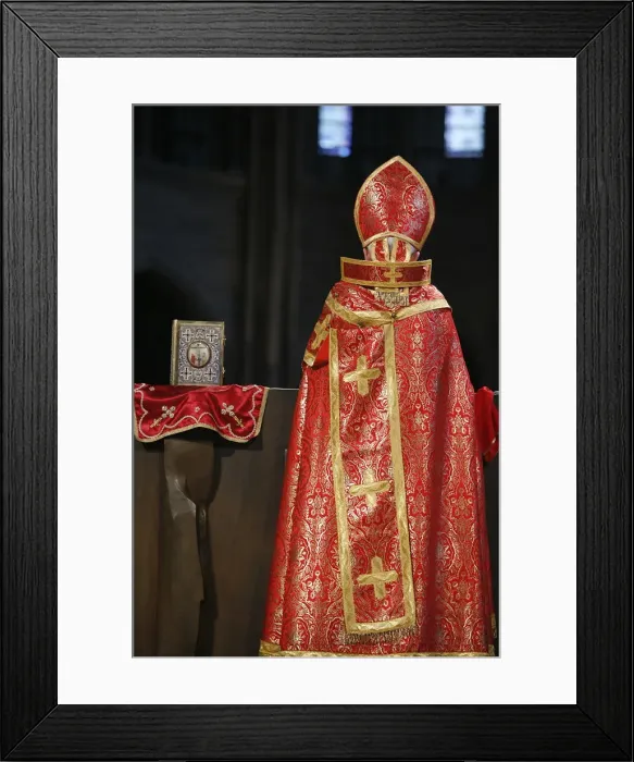 Framed Print : Bishop Gregoire Ghabroyan at Armenian Catholic celebration in Paris cathedral, Paris Framed Print : Bishop Gregoire Ghabroyan at Armenian Catholic celebration in Paris cathedral, Paris