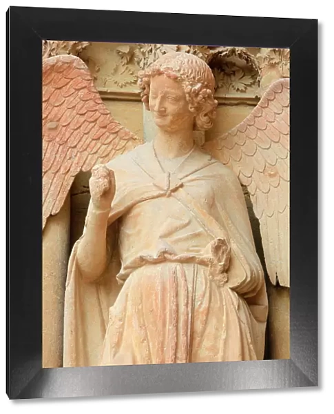 Guardian Angel Saint-Nicaise (Angel in Smile) (Smile of Reims), West Front