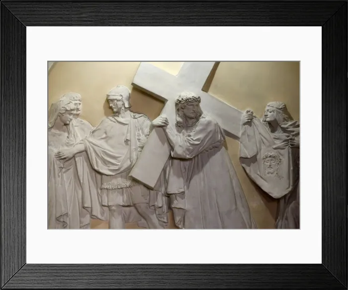 Framed Print : Sixth Station of the Cross, Veronia wipes the face of Jesus, St Framed Print : Sixth Station of the Cross, Veronia wipes the face of Jesus, St
