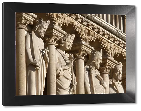 Gallery of the biblical Kings of Judah, Western Facade, Notre Dame de Paris Cathedral