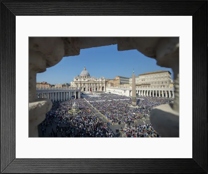Framed Print : A General view of St. Peters Square during a Canonization Mass, Vatican City, Rome Framed Print : A General view of St. Peters Square during a Canonization Mass, Vatican City, Rome