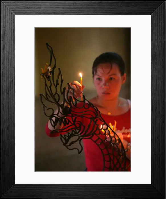 Framed Print : Buddhist ceremony at Wat Si Muang temple, Vientiane, Laos, Indochina, Southeast Asia Framed Print : Buddhist ceremony at Wat Si Muang temple, Vientiane, Laos, Indochina, Southeast Asia