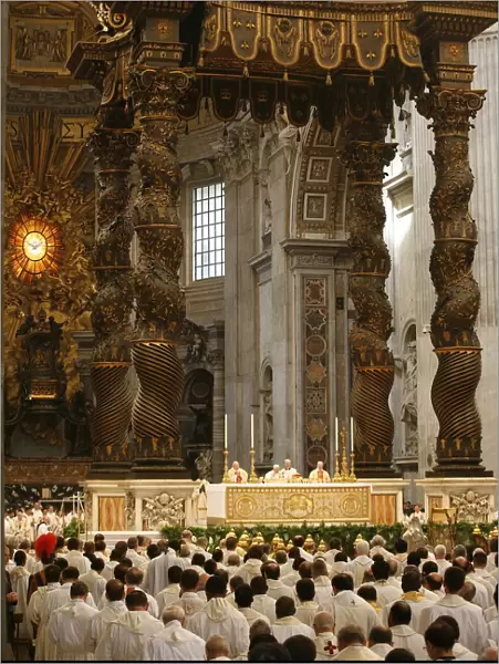 Easter Thursday Mass in St. Peters Basilica, Vatican, Rome, Lazio, Italy, Europe