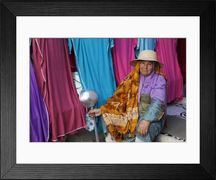 Framed Print : Woman at Ben Guerdane border market, Tunisia, North Africa, Africa Framed Print : Woman at Ben Guerdane border market, Tunisia, North Africa, Africa
