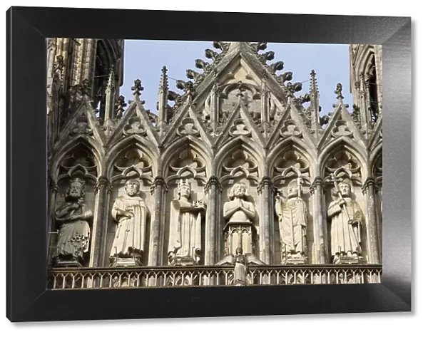 West front of Reims cathedral, UNESCO World Heritage Site, Reims, Marne, France, Europe