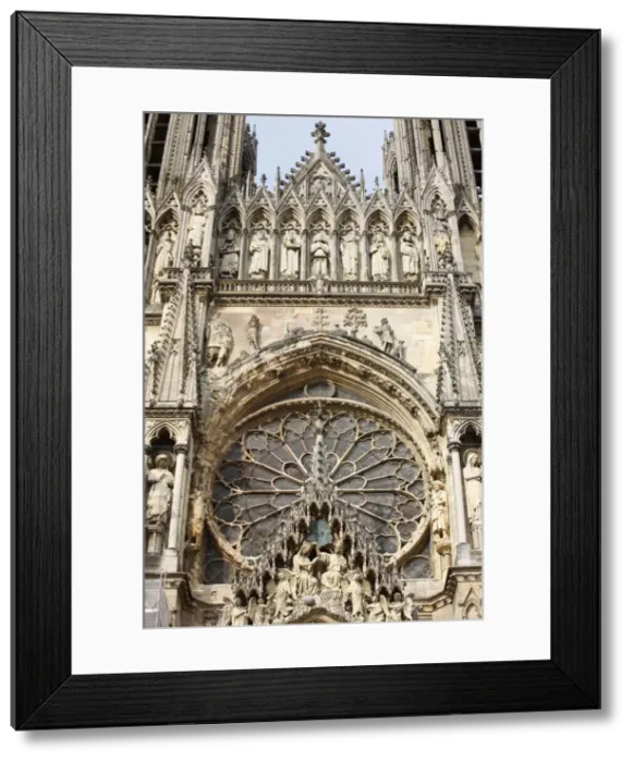 Framed Print : West front of Reims cathedral, UNESCO World Heritage Site, Reims, Marne, France, Europe Framed Print : West front of Reims cathedral, UNESCO World Heritage Site, Reims, Marne, France, Europe