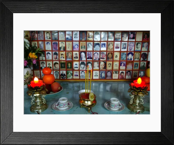 Framed Print : Elders altar, Linh Son pagoda, Joinville le Pont, Val-de-Marne, France, Europe Framed Print : Elders altar, Linh Son pagoda, Joinville le Pont, Val-de-Marne, France, Europe