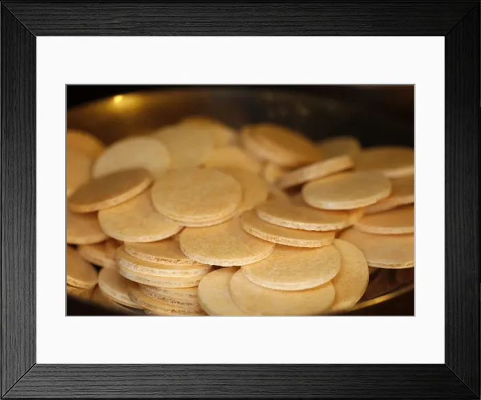 Framed Print : Wafer hosts, Le Chesnay, Yvelines, France, Europe Framed Print : Wafer hosts, Le Chesnay, Yvelines, France, Europe