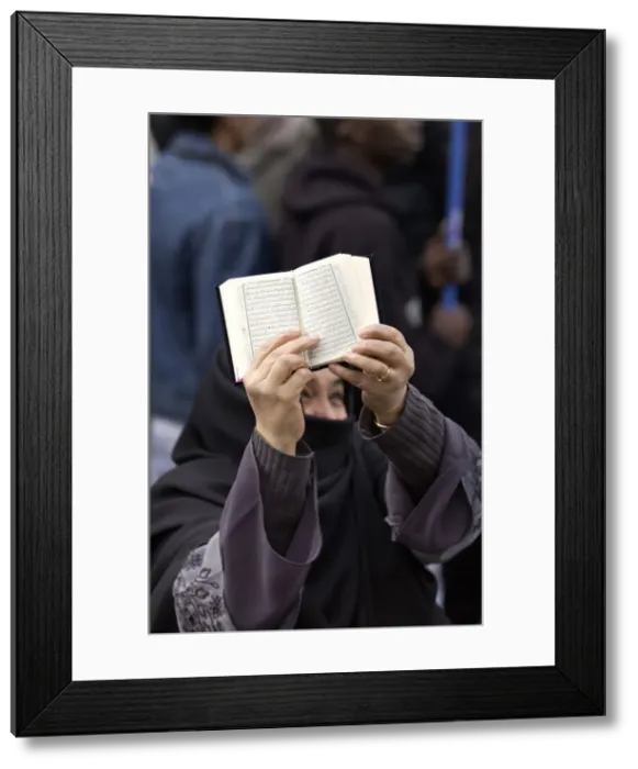 Framed Print : Demonstration in France against the ban on Islamic veil in schools, Paris, France, Europe Framed Print : Demonstration in France against the ban on Islamic veil in schools, Paris, France, Europe