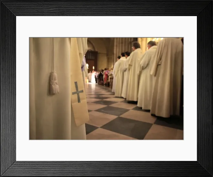 Framed Print : Easter Wednesday celebration in Notre Dame cathedral, Paris, France, Europe Framed Print : Easter Wednesday celebration in Notre Dame cathedral, Paris, France, Europe