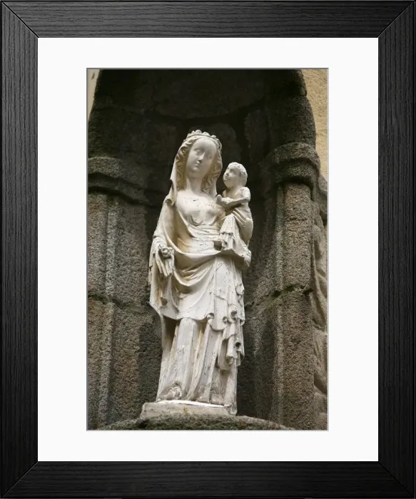 Framed Print : Virgin and child, St. Malo, Ille-et-Vilaine, Brittany, France, Europe Framed Print : Virgin and child, St. Malo, Ille-et-Vilaine, Brittany, France, Europe