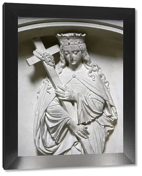 Sculpture of the crowned Virgin carrying a cross, Saint-Pierre de Solesmes Abbey