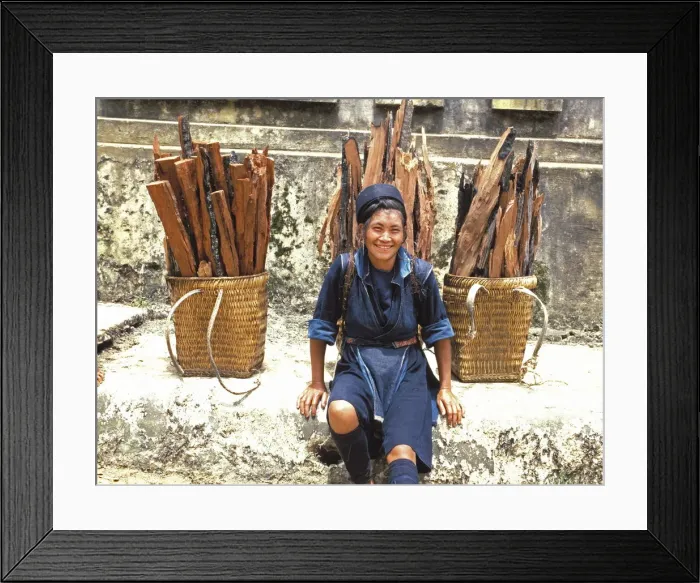 Framed Print : Hmong woman in Sapa region, North Vietnam, Vietnam, Indochina, Southeast Asia, Asia Framed Print : Hmong woman in Sapa region, North Vietnam, Vietnam, Indochina, Southeast Asia, Asia