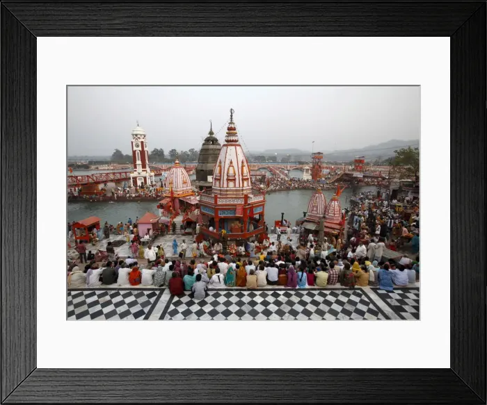 Framed Print : Har-ki-Pauri ghat in the evening during the Kumbh Mela, Haridwar, Uttarakhand, India Framed Print : Har-ki-Pauri ghat in the evening during the Kumbh Mela, Haridwar, Uttarakhand, India